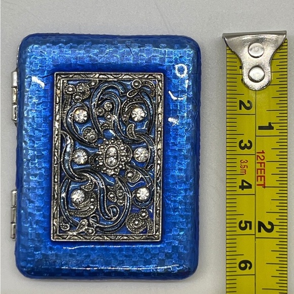 A Compact CZ Embedded Silver Gilt Monet Signed Hinged Dual Picture Frame - Picture 7 of 9